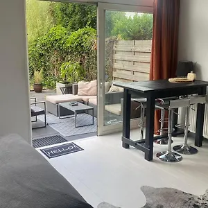 Canal Garden Staywell Appartement